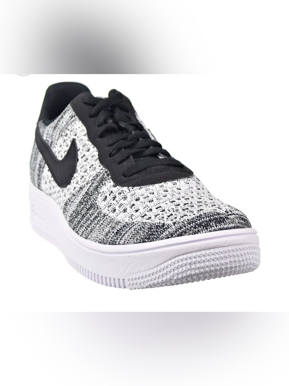 Nike Black and White Knit Low-Top Trainer